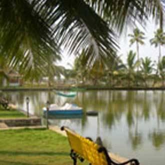 Kondai Lip Hotel Alappuzha Luaran gambar